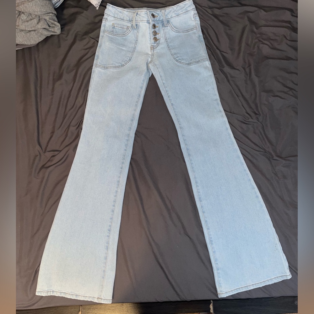 Wild Fable Low Rise Flared Light Washed Jeans